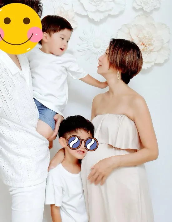 鈴木亜美の家族写真