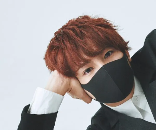 赤髮のともの顔