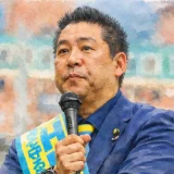 立花孝志の父親はどんな人物？普通の会社員だった経歴と家庭環境を解説