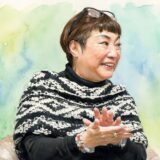 湯山玲子の夫は大会社のサラリーマン！結婚エピソードと子供を持たない理由を解説